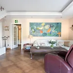 Towanda House 산트 저스트 데스번